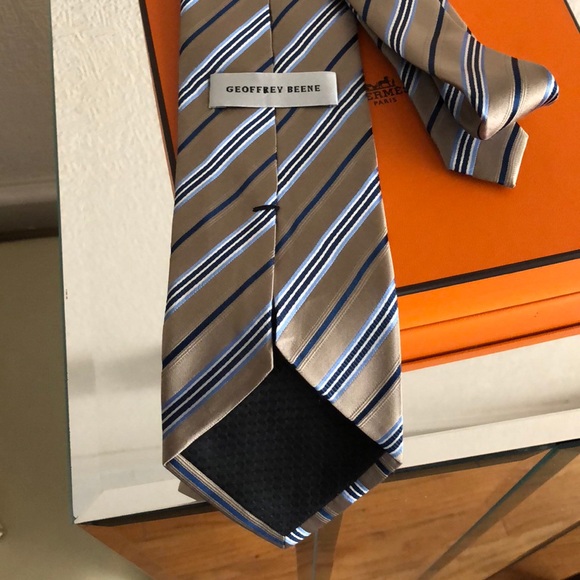 GEOFFREY BEENE TIE - Picture 2 of 3